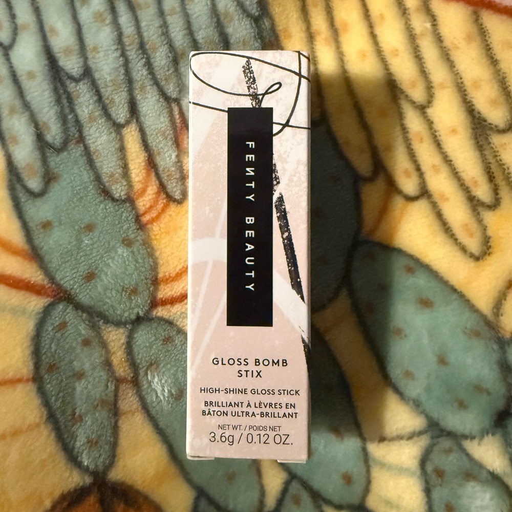 Fenty Beauty Gloss Bomb Stix 02 Two Lip Kiss